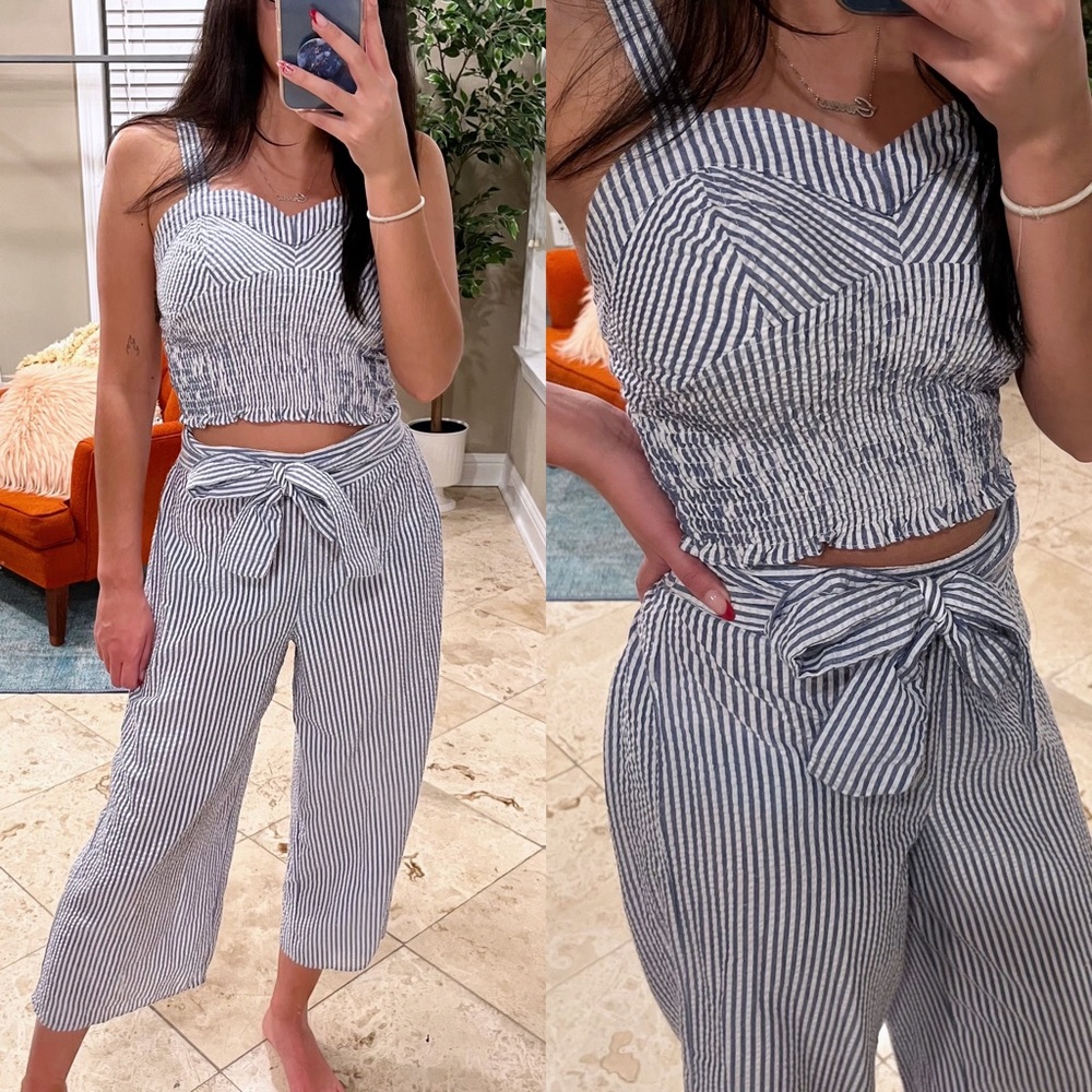 Blue & White Stripes Crepe Set